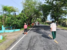 Antisipasi Bahaya, BPBD Tebang Pohon di Jalan Wonosari–Jogja